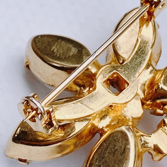 VTG Mid Century Milk Glass Red Blue Rhinestone Patriotic Brooch 1950s Gold Tone - Picture 6 of 7